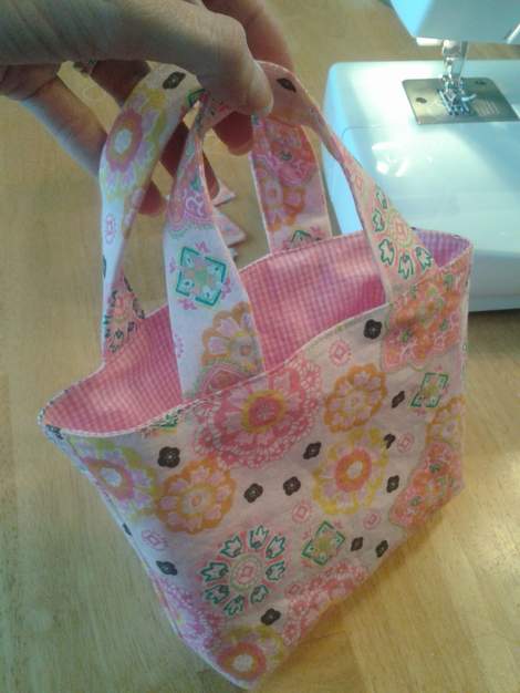 19 cute little tote tutorial