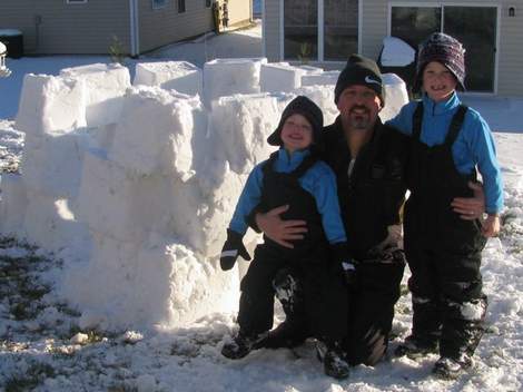 01a snow fort