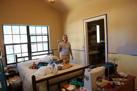 02 grey & yellow nursery