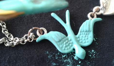 06 enameled necklace