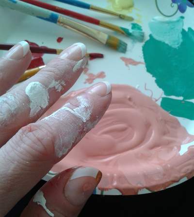 08 enameled necklace