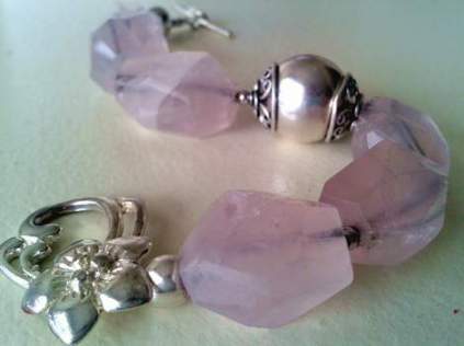 02 free new necklace