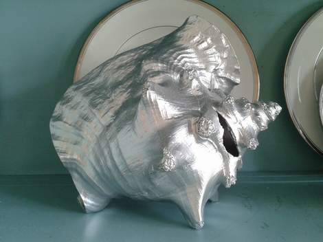 06 painted shell  in cabinet