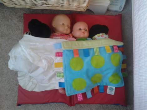 09 little girl bedroom baby dolls tucked in