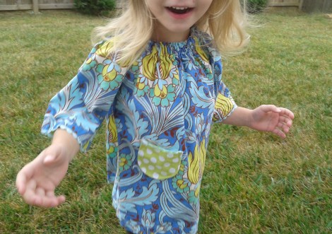 tunic details in action