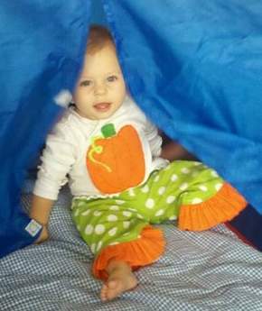 01 DIY pumpkin shirt ruffle pants on sis