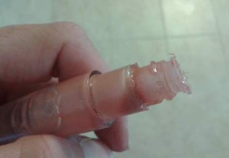 extend makeup life lip gloss 2