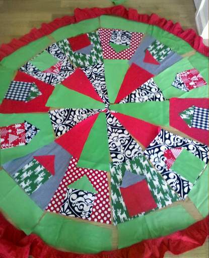 08 tree skirt more rethinking middle