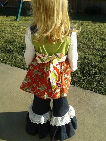 Mixed Fabrics Christmas Outfit 06