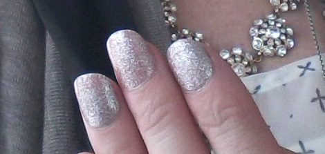 no smudge manicure 01