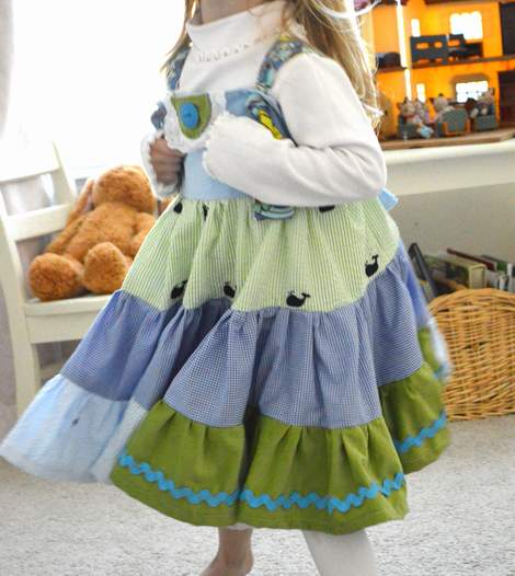 knotical twirl dress 01