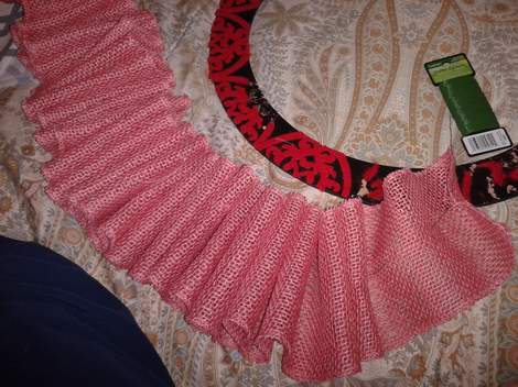 pink burlap wreath 06