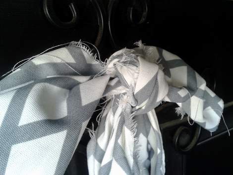 pink burlap wreath 09