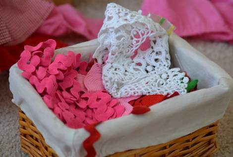 Valentine's Day ombre pink ruffle towel 03