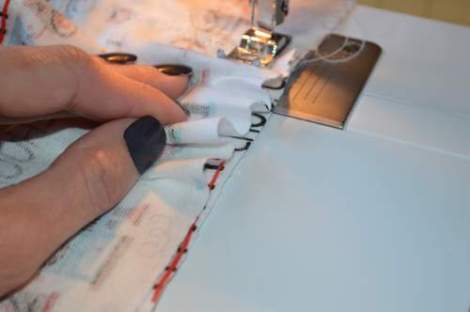 train peek-a-boo ruffles skirt 03