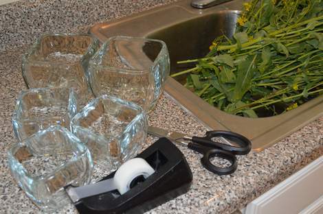 use what you've got tablescape--burlap, weeds, and lemons 04