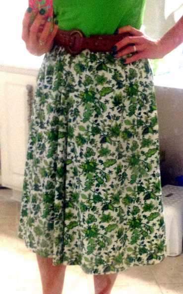 green skirt twinning 001