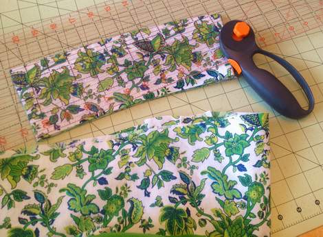 green skirt twinning 003