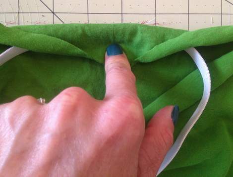 green skirt twinning 007