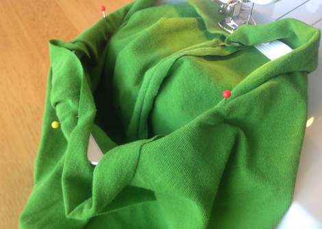 green skirt twinning 008