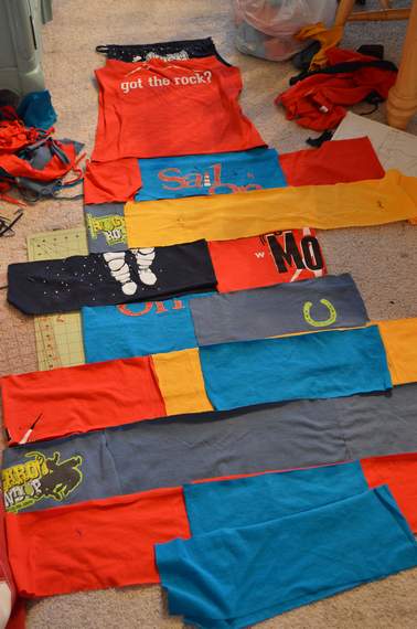 VBS shirt refashion t-shirt quilt patchwork maxi dress 07