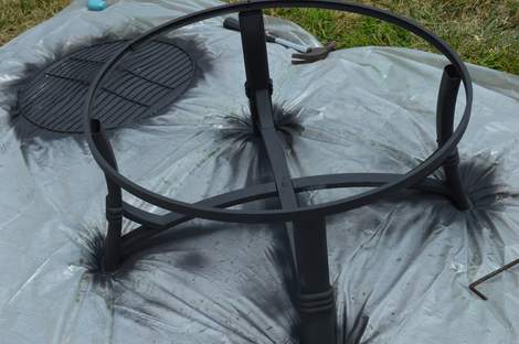 09 fire pit for under $10 after