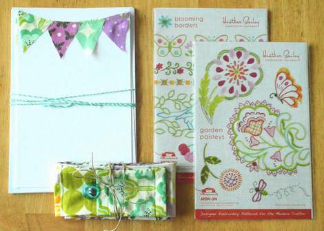 09 heather bailey pennant stationery