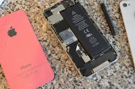 iPhone 4s cracked screen fix like a boss 04