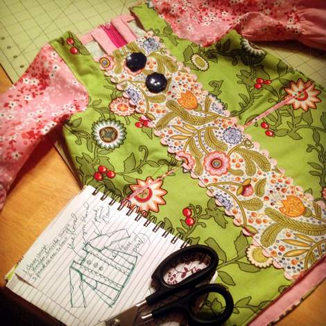 mixed prints square neck dress 09